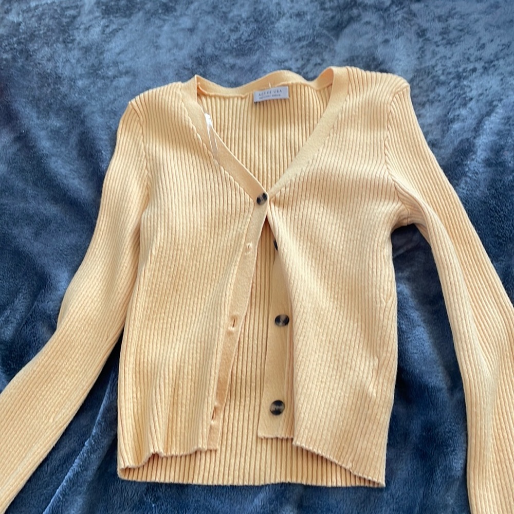 Yellow shirt